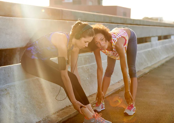 Lets Get Run Started Two Female Joggers Preparing Jog City — Stock Photo, Image