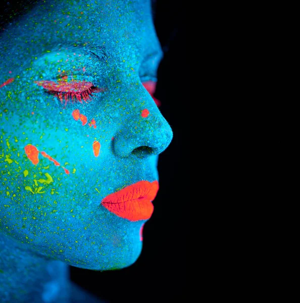 Neon Χρώμα Μακιγιάζ Και Πρόσωπο Της Γυναίκας Closeup Ομορφιά Σκούρο — Φωτογραφία Αρχείου