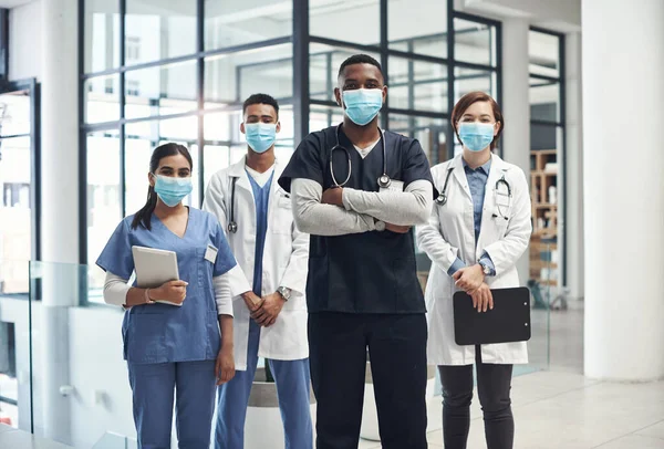 Залишатися Безпеці Під Час Пандемії Група Лікарів Медсестер Які Носять — стокове фото