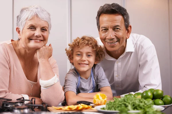 Portrait Happy Boy Grandparents Teaching Cooking Skills Dinner Vegetables Diet — Stock Photo, Image