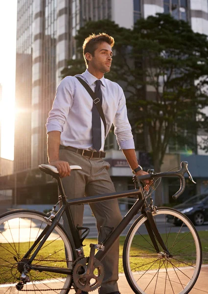 Велосипед Пешеходный Деловой Человек Городе Поездок Работу Углеродно Нейтральный Транспорт — стоковое фото