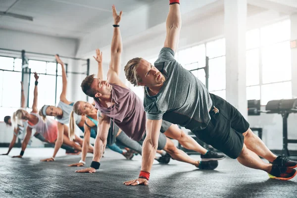 Tělocvična Třída Skupina Sportovci Dělají Cvičení Pro Fitness Zdraví Nebo — Stock fotografie
