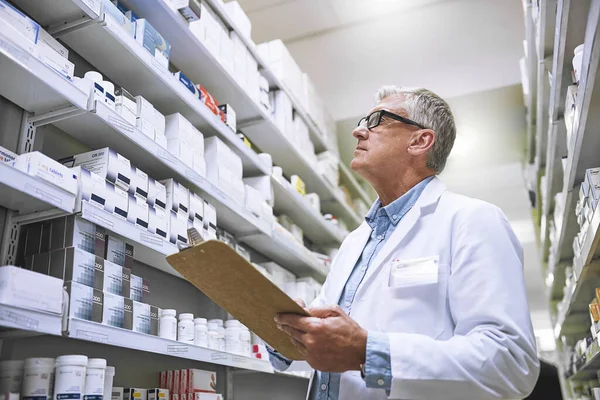 Farmacia Medicina Documentos Con Hombre Portapapeles Tienda Para Lista Verificación — Foto de Stock