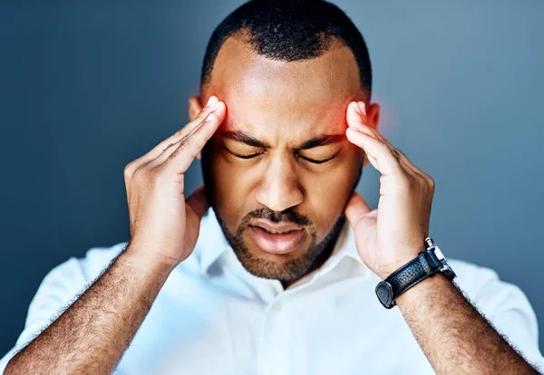 Profesjonalista Ból Głowy Stres Czerwoną Powłoką Problemy Zdrowiem Psychicznym Kryzys — Zdjęcie stockowe