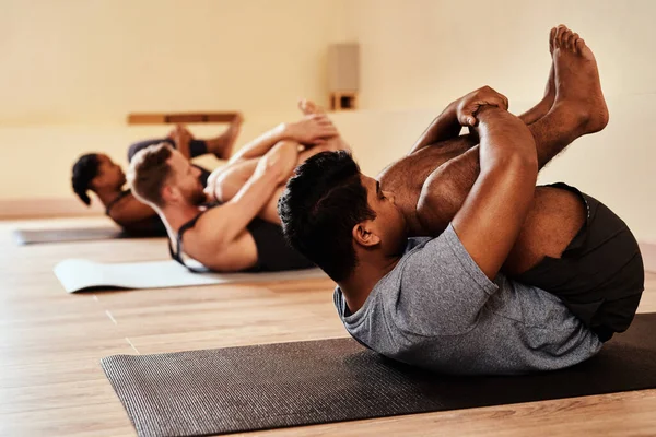 Cualquier Cosa Que Afecte Yoga Tiene Respuesta Grupo Hombres Mujeres — Foto de Stock