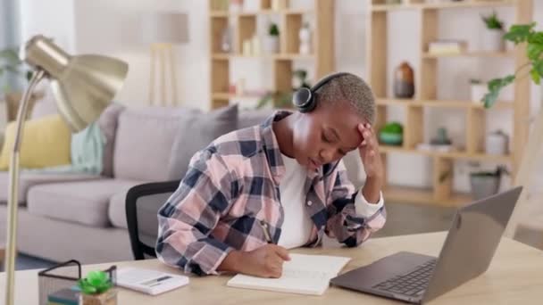 Black Woman Call Center Remote Work Anger Stress Frustrated Writing — Stock Video