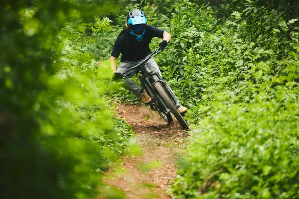 Mountain Bike Homem Ciclismo Floresta Para Aventura Liberdade Poder Road — Fotografia de Stock