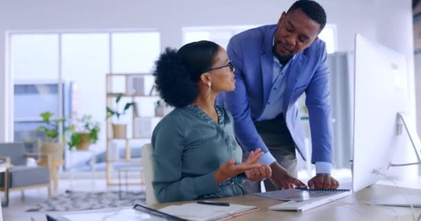 Business Mentor Leiderschap Zwarte Mensen Plannen Een Startup Groepsproject Met — Stockvideo