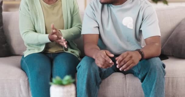 Stress Bank Handen Van Paar Therapie Voor Thuis Woede Huwelijkscrisis — Stockvideo