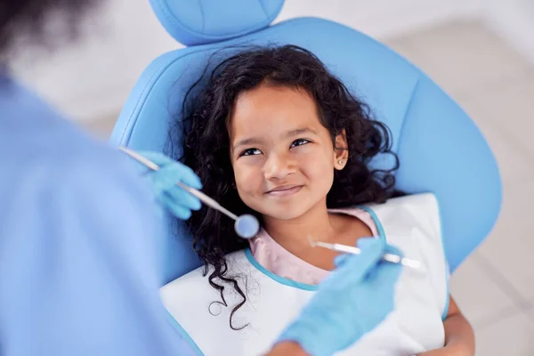 Dentistry Happy Kid Patient Dentist Teeth Cleaning Oral Checkup Consultation — Stock Photo, Image