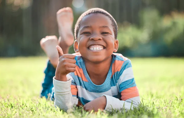 Thumbs Portrait Black Boy Lying Grass Nature Park Lens Flare — Stock Photo, Image