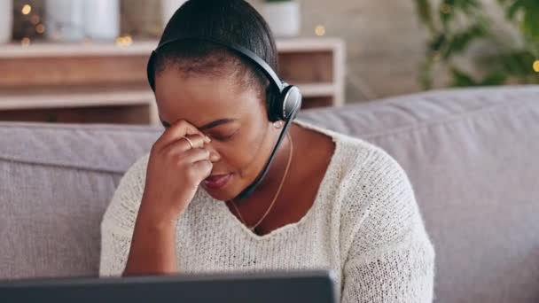 Τηλεφωνικό Κέντρο Απομακρυσμένη Εργασία Μαύρη Γυναίκα Πονοκέφαλο Άγχος Εξουθένωση Είναι — Αρχείο Βίντεο