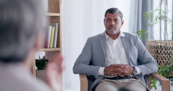 Encontro Conversa Homem Entrevista Com Recursos Humanos Para Negócios Recrutamento — Vídeo de Stock