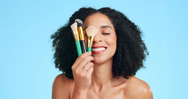 Beleza Pincel Maquiagem Rosto Mulher Estúdio Para Cosméticos Dermatologia Cuidados — Vídeo de Stock
