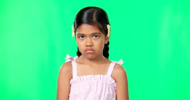Smutny Depresja Twarz Dziecka Zielonym Ekranie Zdenerwowanym Rozczarowany Nieszczęśliwy Wyraz — Wideo stockowe