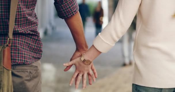 Bildung Universität Und Ein Paar Das Sich Händchen Hält Während — Stockvideo