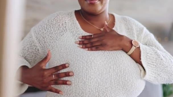 Borstkanker Zelfonderzoek Zwarte Vrouw Met Handen Borst Voor Testen Gezondheidscontrole — Stockvideo