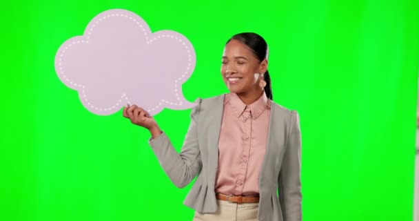 商业和女人与语音泡沫 绿色屏幕和社交媒体的工作室背景 女性和快乐的企业家 带有声音 公告和意见图标的标志 — 图库视频影像