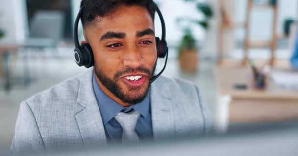 Geschäftsmann Callcenter Und Gesicht Beratung Mit Kopfhörern Auf Dem Computer — Stockvideo