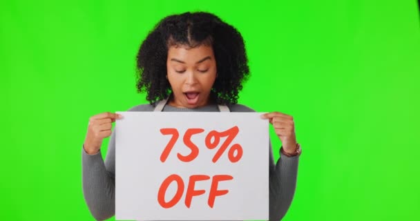 Promotion Portrait Woman Pointing Sale Green Screen Deal Advertising Marketing — Stock Video