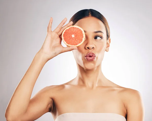 Grapefruit Péče Pleť Žena Studiu Pro Přírodní Kosmetiku Ošetření Krásu — Stock fotografie