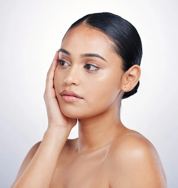 Schönheit Natürlichkeit Und Gesicht Einer Frau Atelier Für Hautglanz Dermatologie — Stockfoto