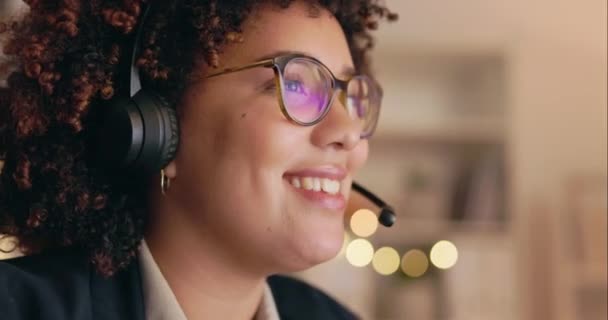 Call Center Virtual Assistant Friendly Woman Consultant Telecom Customer Service — стоковое видео