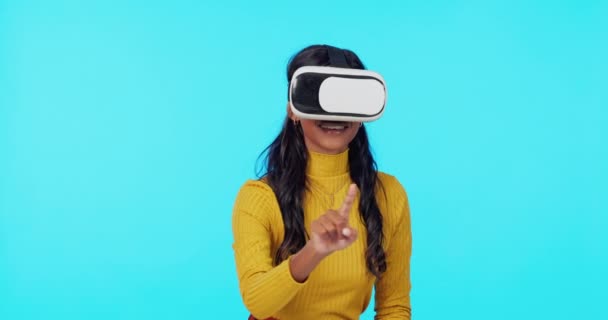 Realtà Virtuale Tocco Futuristico Donna Sfondo Blu Cyberspazio Metaverse Tecnologia — Video Stock