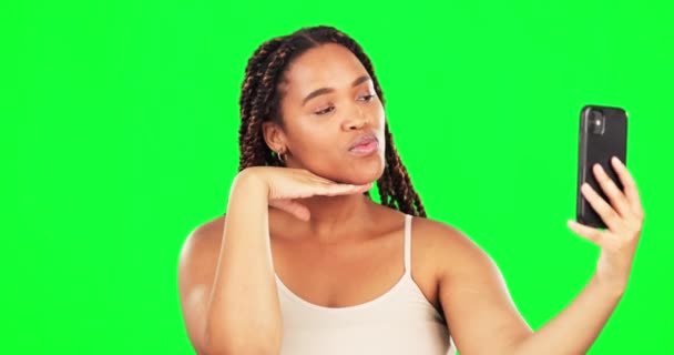 Feliz Selfie Beleza Com Mulher Negra Tela Verde Para Mídias — Vídeo de Stock