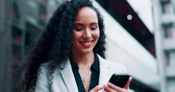 Mulher Negócios Rede Telefone Conversando Livre Uma Chamada Com Conversa — Vídeo de Stock