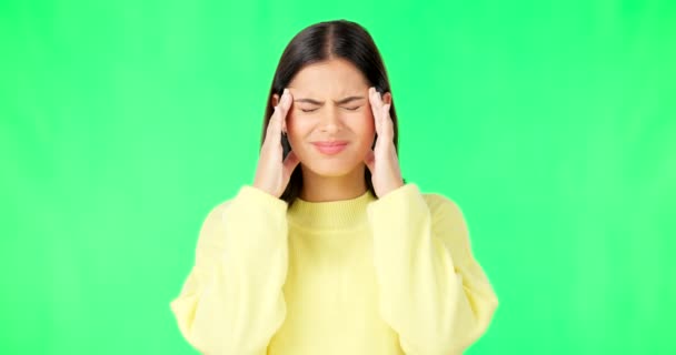 Green Screen Headache Woman Isolated Studio Background Migraine Stress Pain — Stock Video