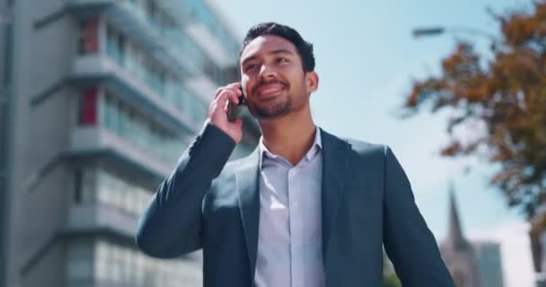 Телефонний Дзвінок Місто Бізнесмен Щасливій Розмові Спілкуванні Або Професійних Мережах — стокове відео