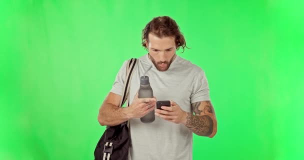 Twarz Kondycja Szczęśliwy Człowiek Zielonym Ekranem Telefon Komórkowy Wygranej Tle — Wideo stockowe