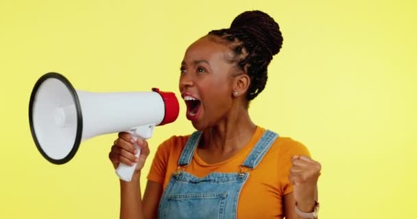 Объявление Мегафоне Крик Протесты Черных Женщин Демократическое Голосование Шум Правосудия — стоковое видео