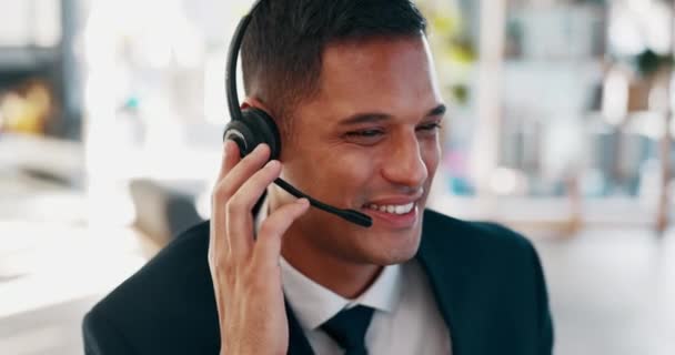 Geschäftsmann Callcenter Und Gesichtsberatung Mit Kopfhörern Telemarketing Kundenservice Oder Support — Stockvideo