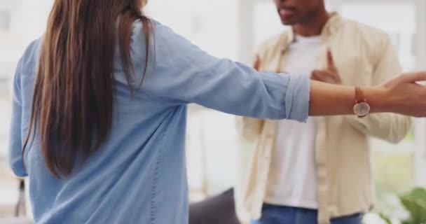 Tartışma Anlaşmazlık Boşanma Aldatma Toksik Sorunlar Için Oturma Odasında Çift — Stok video