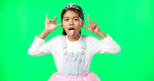 Princess Funny Face Girl Green Screen Studio Isolated Background Portrait — Stock Video