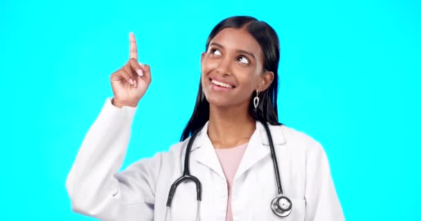 Здравоохранение Врач Улыбка Женщина Указывают Медицинское Продвижение Больничное Уведомление Клиническое — стоковое видео