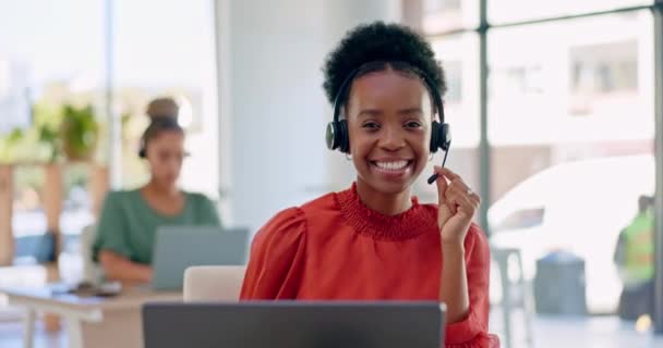 Comunicação Atendimento Cliente Consultor Feliz Mulher Negra Telemarketing Comércio Eletrônico — Vídeo de Stock