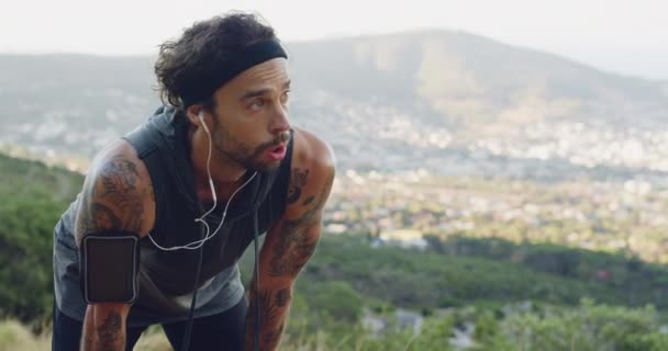 Mennesket Træt Løb Vejrtrækning Fitness Med Træning Udendørs Pause Sundhed – Stock-video