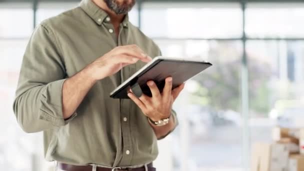 Tablet Writing Business Man Hands Digital Work Financial Analytics Senters — 비디오