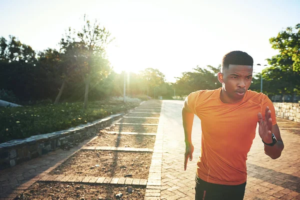 Hedeflerime Ulaşmak Için Çaba Sarf Ettim Genç Bir Adam Koşuya — Stok fotoğraf