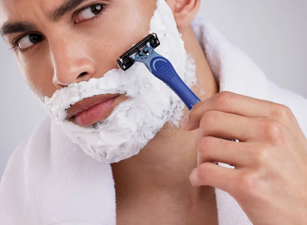 Remoção Cabelo Barbear Espuma Com Homem Estúdio Para Beleza Higiene — Fotografia de Stock