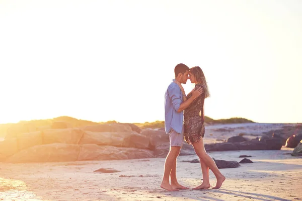 Thankful Day Met You Affectionate Young Couple Beach — Stock Photo, Image