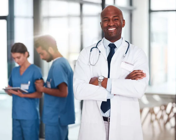 Líder Médico Retrato Pessoa Hospital Saúde Clínica Com Enfermeiros Especialistas — Fotografia de Stock
