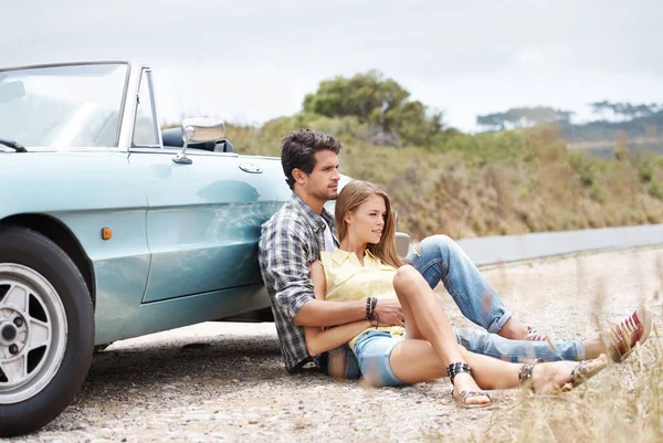Admiring View Here Attractive Young Couple Sitting Alongside Convertible While — Stock Photo, Image