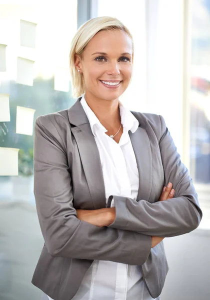 Corporate Uśmiech Portret Kobiety Biznesu Wykonawczej Ufny Pracy Dla Firmy — Zdjęcie stockowe