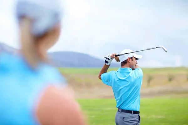 Guidare Uomo Golfista Giocare Golf Fitness Allenamento Esercizio Fisico Oscillare — Foto Stock
