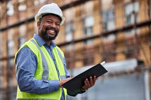 Retrato Tablet Construção Homem Negro Canteiro Obras Para Planejamento Arquitetura — Fotografia de Stock