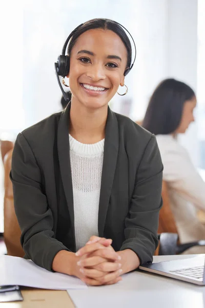 Call Center Woman Smile Portrait Customer Service Support Telemarketing Face — Stock Photo, Image